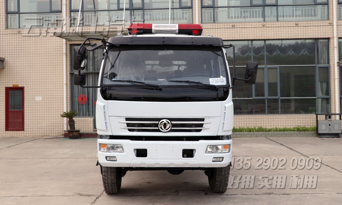 四驅(qū)雙排越野車,越野專用車底盤,東風(fēng)多利卡底盤,四驅(qū)輕卡底盤,東風(fēng)小霸王越野車,140馬力卡車底盤