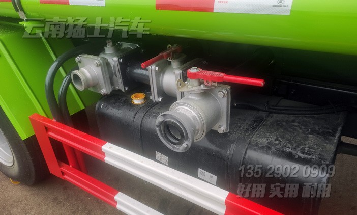 東風(fēng)福瑞卡灑水車(chē),東風(fēng)輕卡灑水車(chē),防疫消毒車(chē),農(nóng)藥噴灑車(chē),市政環(huán)衛(wèi)車(chē),綠化噴灑車(chē),抑塵車(chē),4*2小型環(huán)衛(wèi)車(chē)