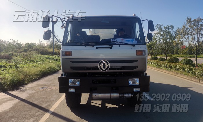 東風六驅(qū)加運油車,6立方加油車,東風145罐式運輸車,6*6加油車,越野專用車,油罐車改裝