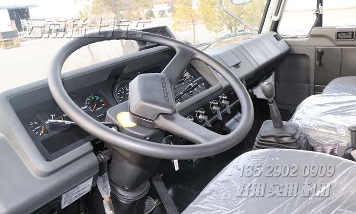 東風(fēng)六驅(qū)底盤,EQ2102G底盤,越野專用車底盤,六驅(qū)越野卡車,東風(fēng)底盤車報價,軍用卡車底盤