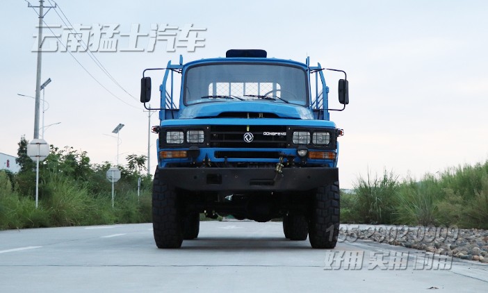 東風(fēng)六驅(qū)卡車,六驅(qū)尖頭卡車,越野卡車,EQ2082,二噸半柴油越野車,東風(fēng)軍車