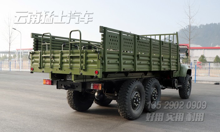 東風六驅(qū)尖頭卡車,六驅(qū)越野卡車,六驅(qū)長頭貨車,東風6*6卡車,EQ2100,3.5噸長頭貨車,東風四驅(qū)六驅(qū)越野車