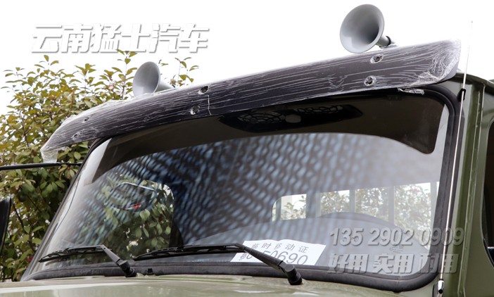 東風六驅(qū)尖頭卡車,六驅(qū)越野卡車,六驅(qū)長頭貨車,東風6*6卡車,EQ2100,3.5噸長頭貨車,東風四驅(qū)六驅(qū)越野車