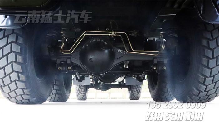 東風(fēng)越野卡車(chē),雙排卡車(chē)銷(xiāo)售,3.5噸越野卡車(chē),EQ2102運(yùn)兵車(chē),東風(fēng)四驅(qū)六驅(qū)卡車(chē),東風(fēng)卡車(chē)出口