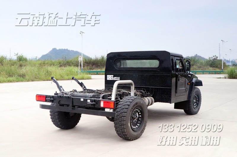 東風(fēng)猛士民用版,猛士M50,東風(fēng)猛士底盤(pán),四驅(qū)越野車(chē),汽車(chē)性能檢測(cè),猛士越野,EQ2063