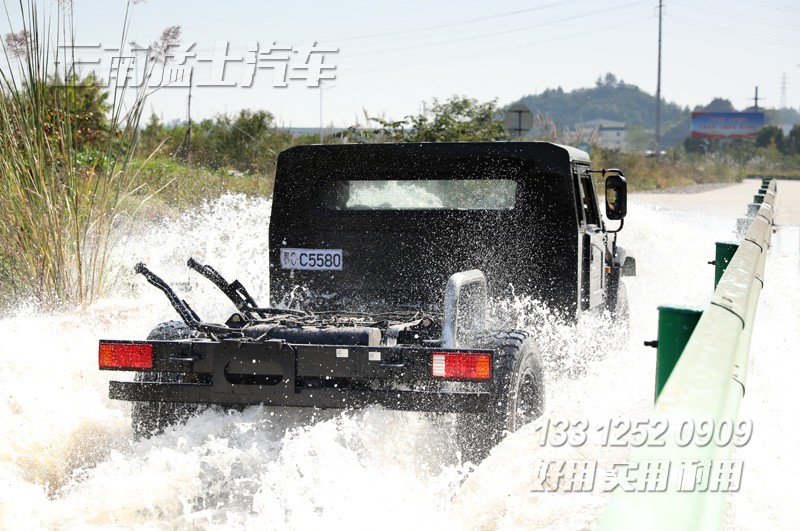 東風(fēng)猛士民用版,猛士M50,東風(fēng)猛士底盤(pán),四驅(qū)越野車(chē),汽車(chē)性能檢測(cè),猛士越野,EQ2063