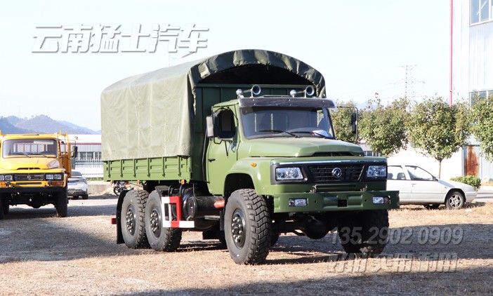 東風尖頭自卸車,東風六驅卡車,六驅自卸車,越野自卸車,自卸車出口,6*6自卸車,EQ2100貨車