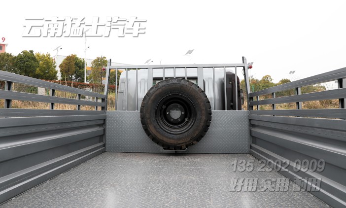 出口卡車,2023新款貨車,東風(fēng)平頭越野車,山貓越野車型,東風(fēng)山貓,越野專用車