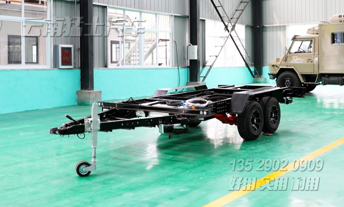 雙軸獨立懸掛,定制掛車底盤,拖掛房車底盤,拖掛房車廠家,房車設計,定制化房車