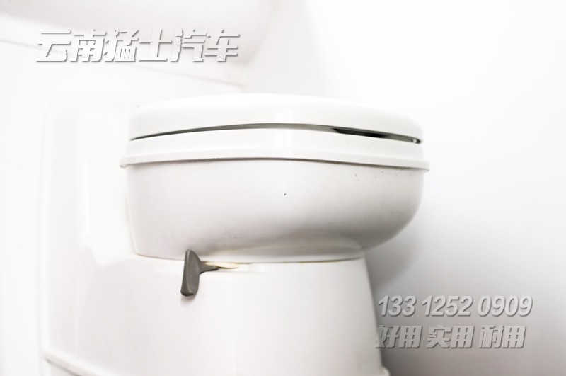 四驅(qū)依維柯房車,房車內(nèi)飾,房車布局,房車功能,房車設計廠家