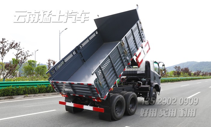 5噸自卸貨車,6*6越野自卸汽車,東風山貓,自卸卡車出口,六驅輕型卡車,新款自卸