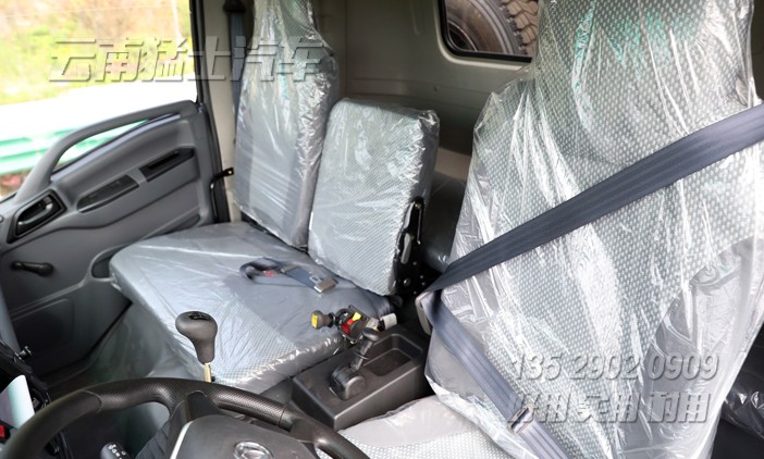 5噸自卸貨車,6*6越野自卸汽車,東風山貓,自卸卡車出口,六驅輕型卡車,新款自卸