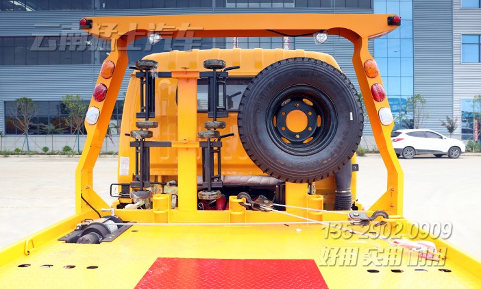 3噸清障車,一拖二清障車,轎車拖運(yùn),故障車清理,應(yīng)急搶修車,半落地直板清障車,救援車廠家