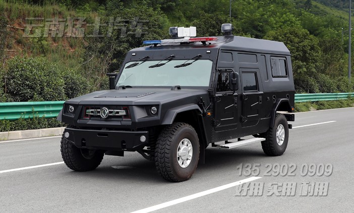 藍牌猛士汽車,警用巡邏車,移動指揮車,M50雙排廂式,4*4猛士,東風猛士,猛士改裝