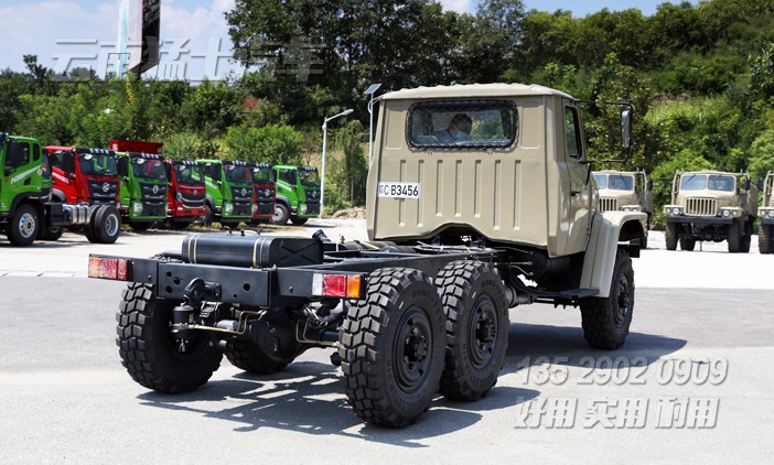 EQ2082E6DJ,東風(fēng)六驅(qū),二噸半越野車,6x6越野車,標(biāo)配卡車,長頭卡車底盤