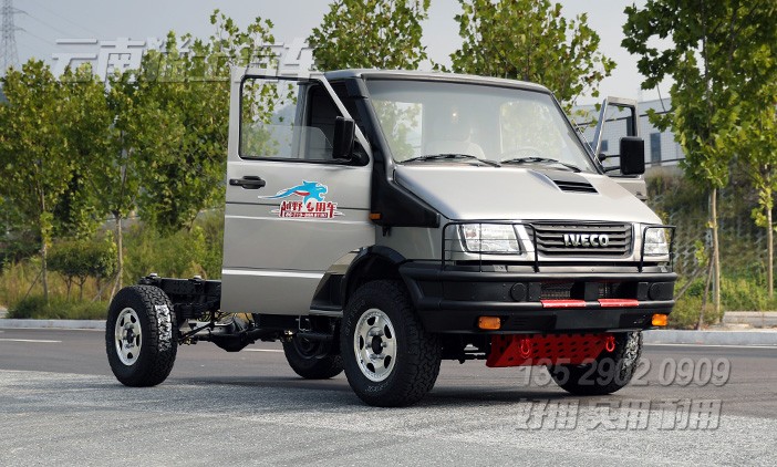 NJ2045,依維柯四驅(qū)底盤(pán),房車專用底盤(pán),加長(zhǎng)寬房車底盤(pán),依維柯房車改裝,旅居車廠家定制,越野型房車
