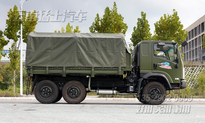 山貓越野車,六驅(qū)卡車,12座運兵車,載貨運輸車,平頭2082,6*6越野運輸車,出口多用途車