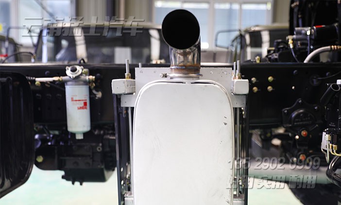 東風四驅(qū)六驅(qū),25噸越野車,六驅(qū)專用車底盤,森林山路卡車改裝