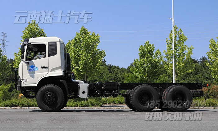 340馬力底盤(pán),雙13噸卡車(chē)底盤(pán),底盤(pán)廠家定制,三橋全驅(qū)底盤(pán),中型卡車(chē)底盤(pán),六驅(qū)專(zhuān)用車(chē)底盤(pán)