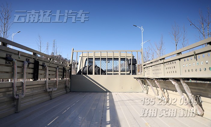 東風153,EQ2102,EQ246,全驅越野車,越野性能出眾的卡車