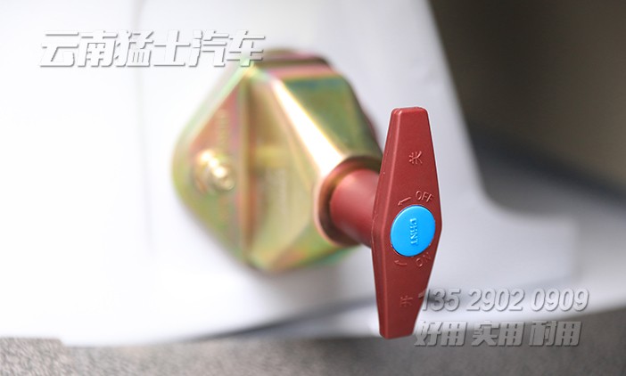 東風六驅(qū),EQ2082,尖頭卡車底盤,專用車底盤廠家,全驅(qū)底盤