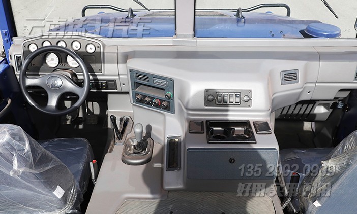 東風猛士,猛士檢閱車,猛士敞篷車,全地形越野車,高機動越野車,越野載貨汽車