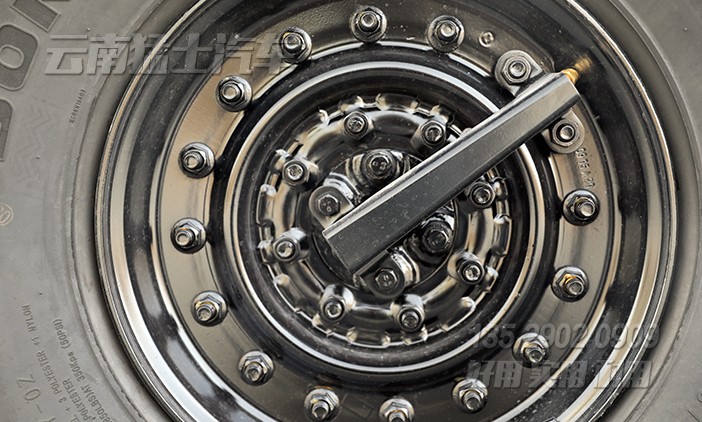 東風猛士,猛士檢閱車,猛士敞篷車,全地形越野車,高機動越野車,越野載貨汽車