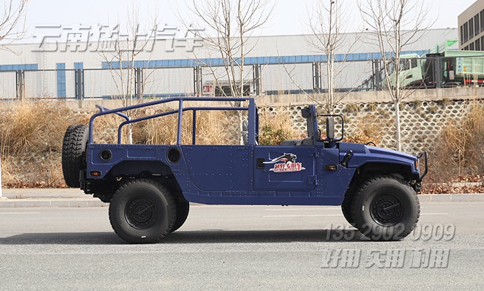 東風猛士,猛士檢閱車,猛士敞篷車,全地形越野車,高機動越野車,越野載貨汽車