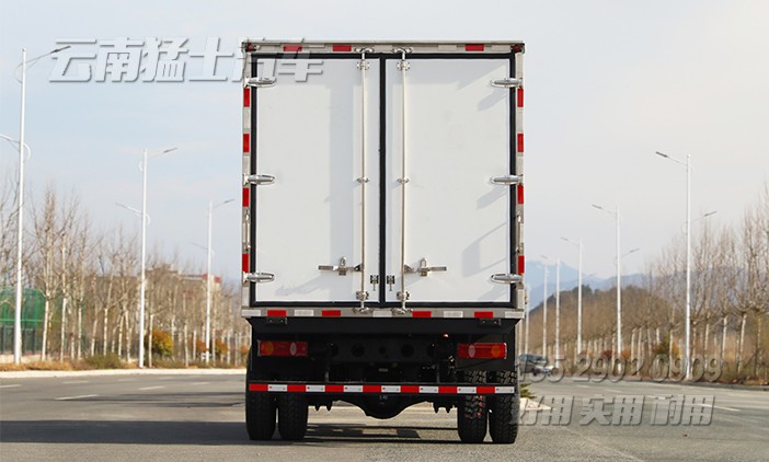 15方冷藏車,冷鏈運(yùn)輸車,保溫保鮮車,鮮活水產(chǎn)品運(yùn)輸車,藥品運(yùn)輸車,肉類冷凍車