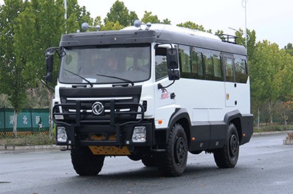 23座全驅越野專用客車_四驅村村通礦區通勤車_高底盤觀光巴士